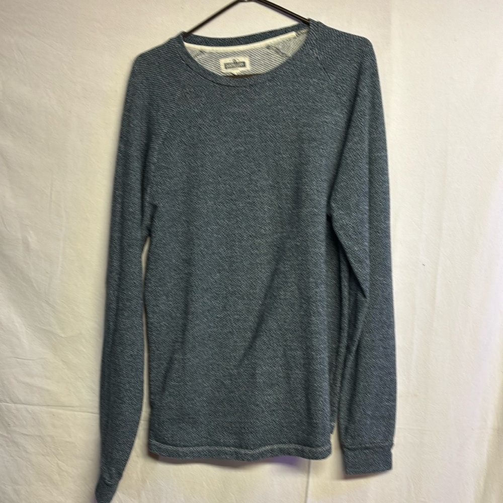 Distillery Apparell Men’s Blue Long Sleeve Shirt  Sweater Size XLarge